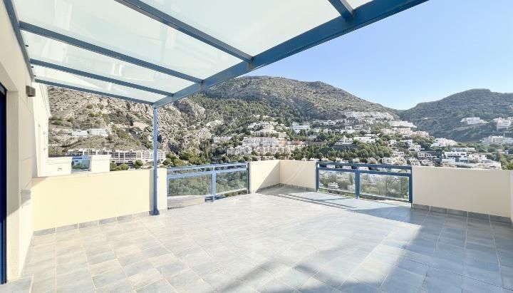 Foto 1efe9761-a615-44fa-ab1e-31a75ea0fe38. Xalet amb aparcament piscina a Altea hills Altea