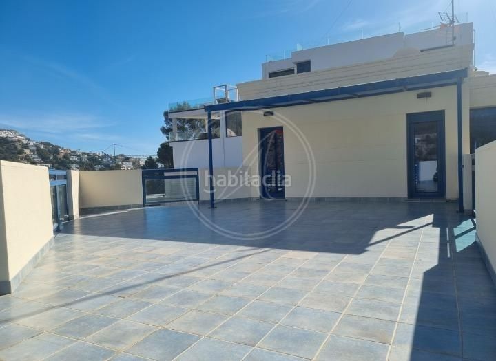 Foto 2817b165-5dda-4d48-8bbd-e22891467ec0. Xalet amb aparcament piscina a Altea hills Altea