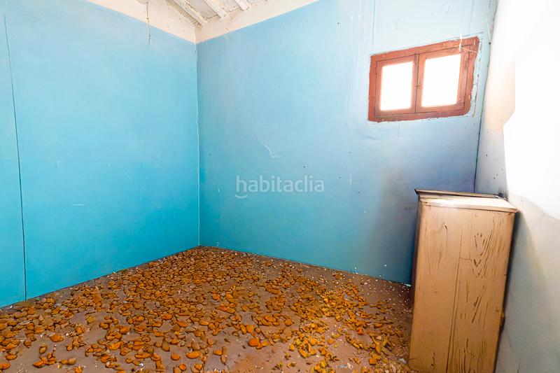 Foto 49114a1c-7755-48ba-a24c-a145c86911a1. Casa adossada amb aparcament a Centre Vendrell (El)