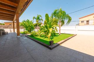 Casa en Santa Oliva