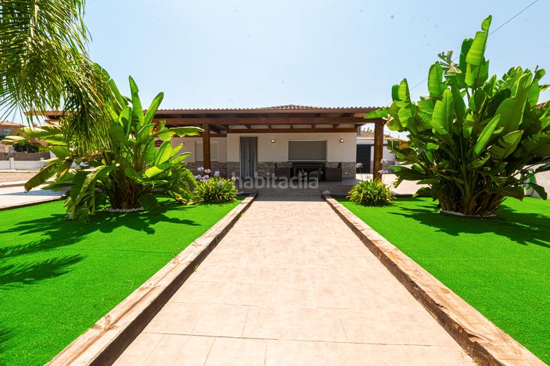 Foto 306363b3-5614-4583-b1f7-53ffee2f7a67. Casa amb xemeneia calefacció aparcament a Santa Oliva