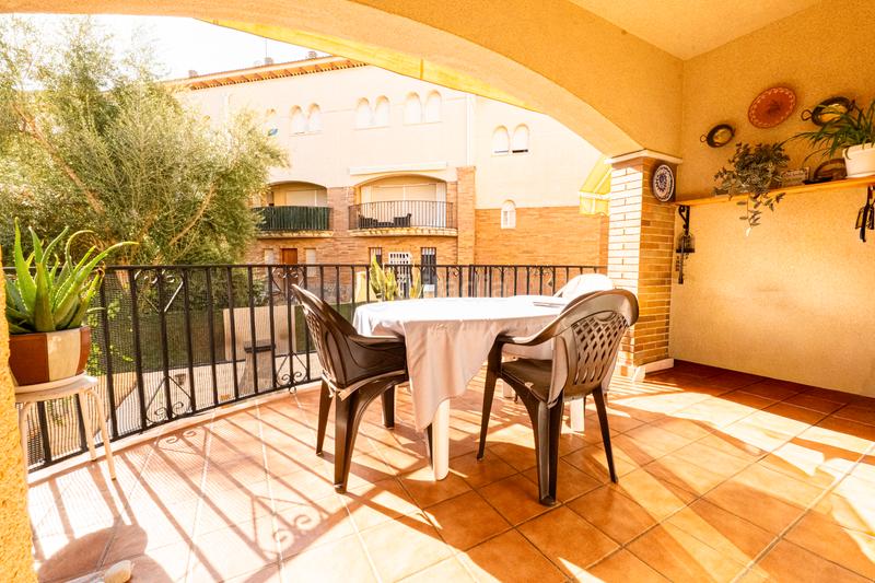 Foto 7121beff-b38a-4158-82c9-9875ce768eae. Casa a schiera con parcheggio in La Franquesa-Oasis Park Vendrell (El)