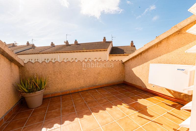 Foto c688918b-d1ab-427a-ab65-6faf85477916. Maison jumelée avec parking dans La Franquesa-Oasis Park Vendrell (El)