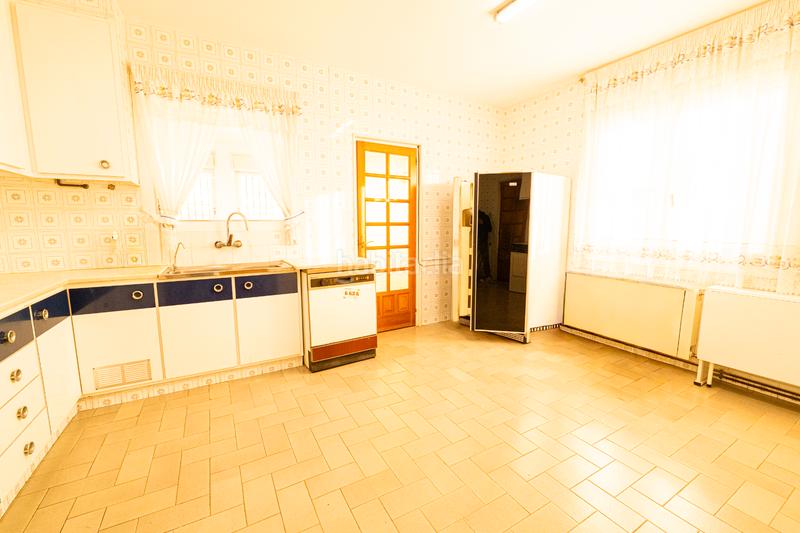 Foto e543e920-b98f-48ea-9273-b14655402068. Piso en Santa Oliva