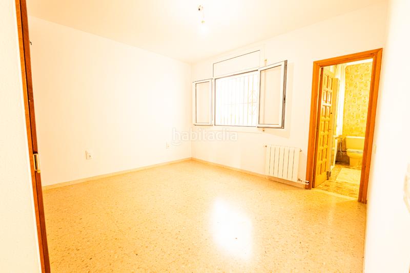 Foto fd823dea-8063-4226-83d3-b502b23c7515. Piso en Santa Oliva