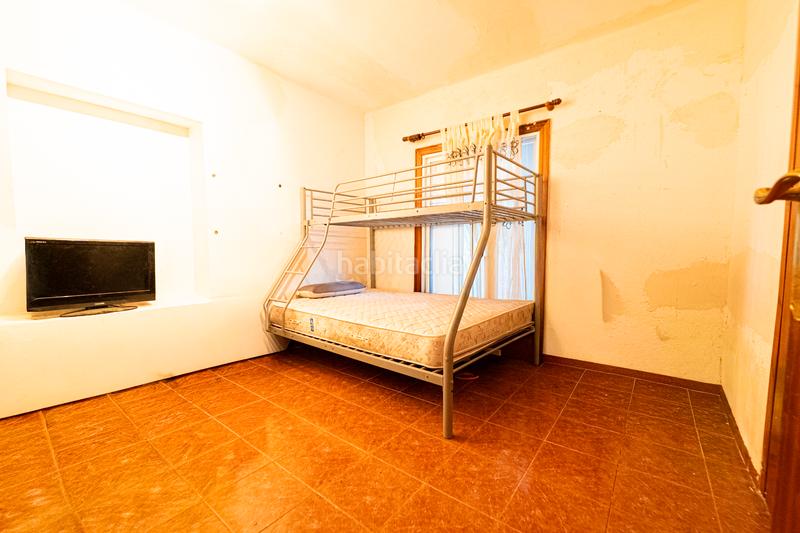 Foto a160cb4a-a32f-4c78-a734-acf794f546fc. Casa en Bisbal del Penedès (La)