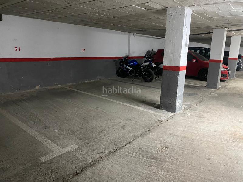 Foto c8c1901a-a5f8-47e7-bff4-1654d007423d. Parking coche en Centre Vendrell (El)