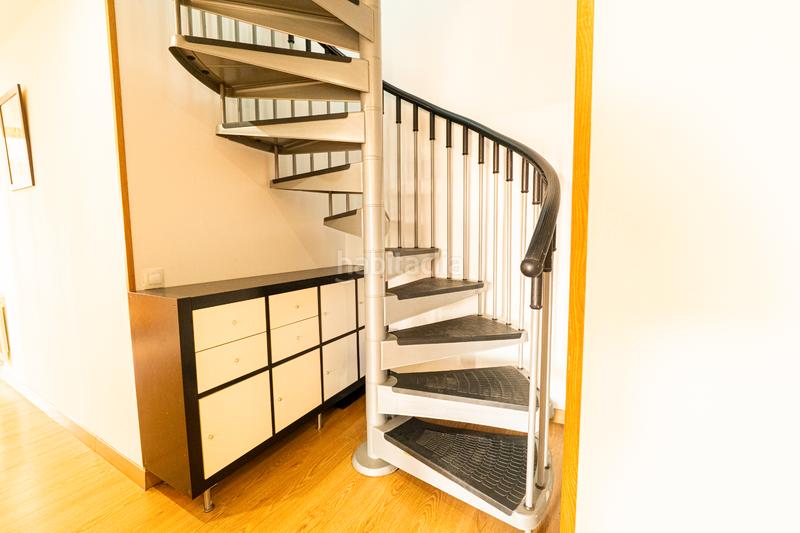 Foto b4c0acf4-874d-471a-bde4-9621fa6a5ff0. Attique dans carrer d'emili miró 4 dans Centre Vendrell (El)