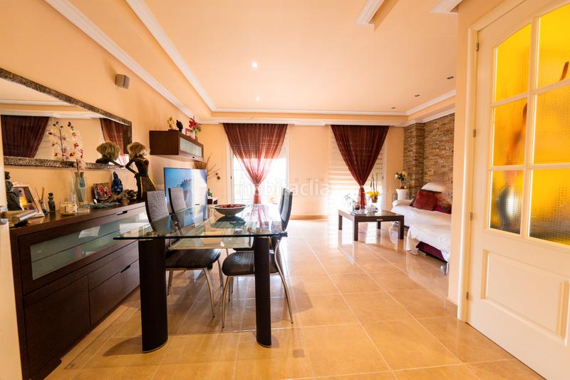 Foto 7915eeb9-dc32-4c4e-932e-cde6f6201e71. Casa aparellada amb aparcament a El Tancat-Mas d´en Gual Vendrell (El)