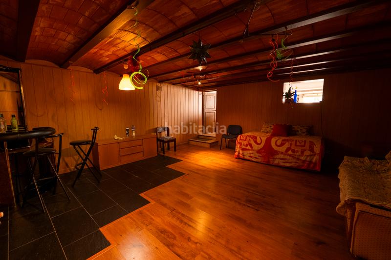 Foto 84cb9deb-5fcc-456b-a066-0114a6dac255. Casa aparellada amb aparcament a El Tancat-Mas d´en Gual Vendrell (El)