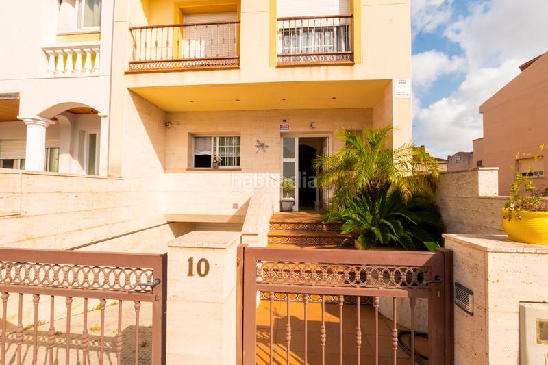 Foto 1dc4e163-f434-4aa1-bd46-4cd27d5be260. Towny house with parking in El Tancat-Mas d´en Gual Vendrell (El)