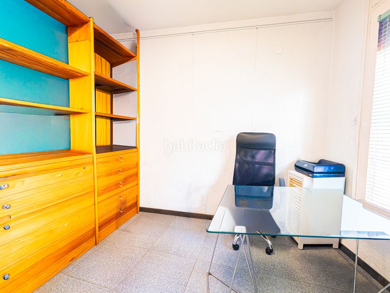 Foto e5b1fa57-c064-4b41-b271-70aba8a1ceeb. Edificio in Arboç (L´)