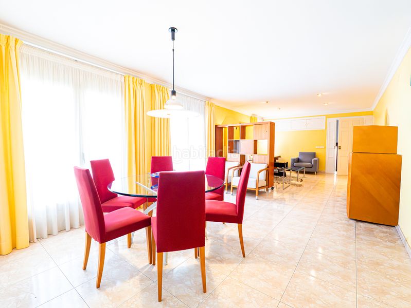 Foto e8972c21-6fda-452f-a122-ee52032541cf. Edificio in Arboç (L´)