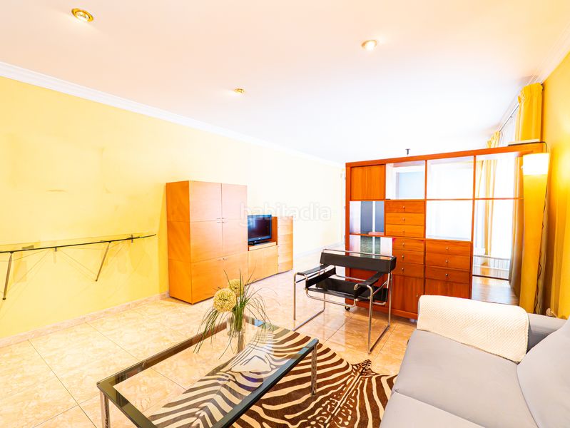 Foto a69ac605-9c9f-46c3-8158-2d5a0a67eb04. Edificio en Arboç (L´)