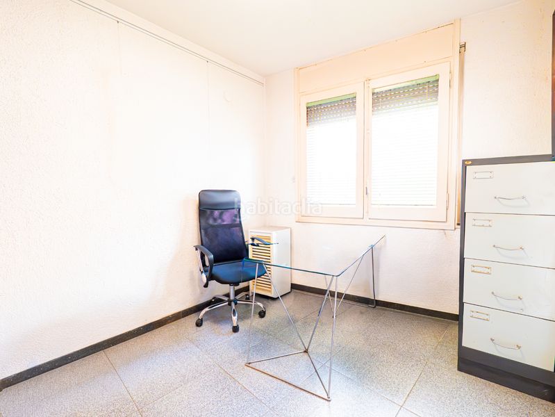 Foto d256319b-605c-41f5-9165-63be45d863f9. Edificio en Arboç (L´)