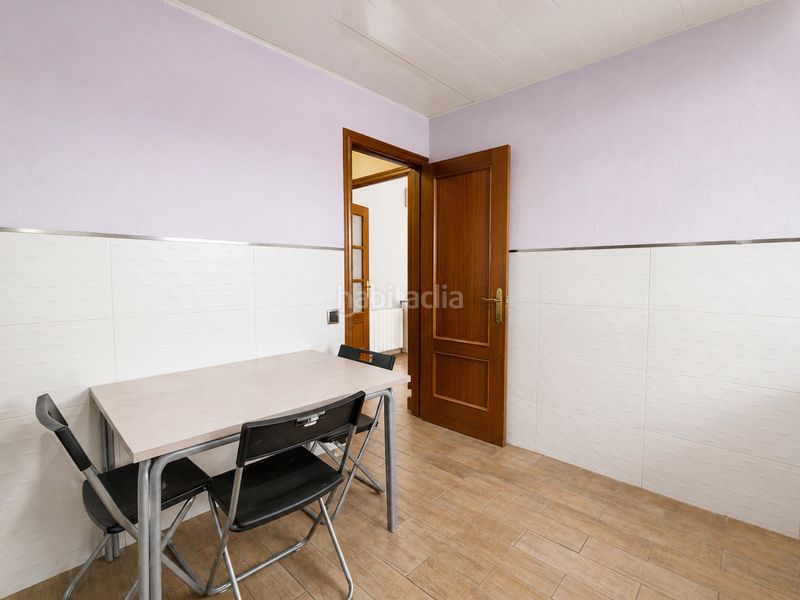 Foto 437b8730-4a38-47b8-8b3f-bdaae1018ef6. Casa adossada amb calefacció aparcament a Centre Vendrell (El)