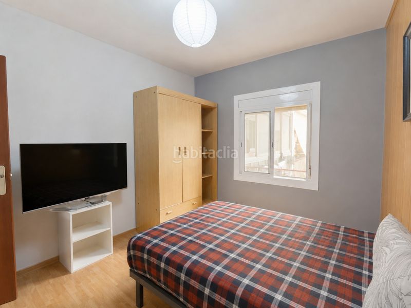 Foto c4e213fa-1005-46a2-a40a-3d4c936c83b3. Pis a Centre Vendrell (El)