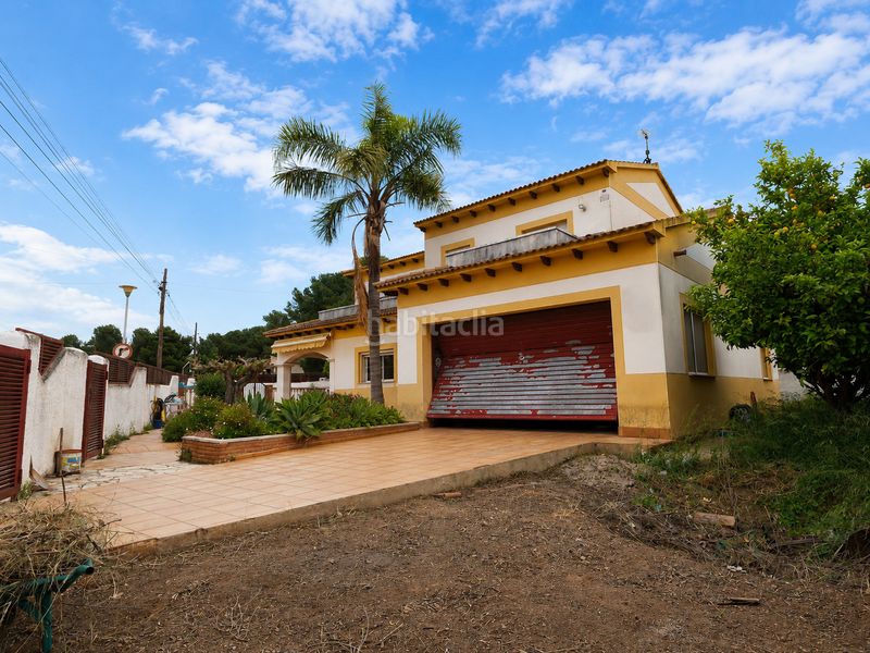 Foto f6744b9c-488f-4680-b6ee-7137eecea501. Casa amb calefacció aparcament piscina a La Franquesa-Oasis Park Vendrell (El)