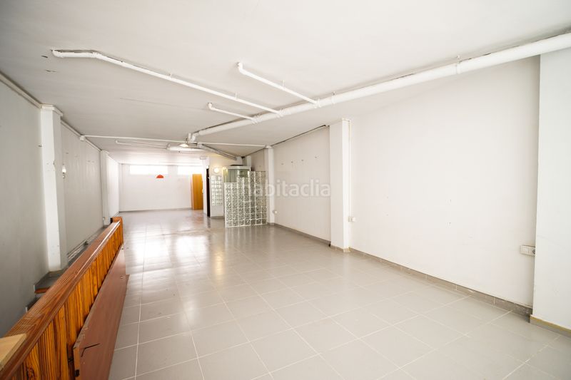 Foto 7e557ed8-69ff-4743-a87a-44f9479719fc. Lloguer local comercial a Centre Vendrell (El)