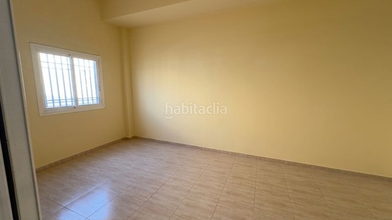 Foto a654e85a-6f05-4390-a6e7-cf62b1d8f0a5. Location bâtiment à usage industriel dans Centre Vendrell (El)