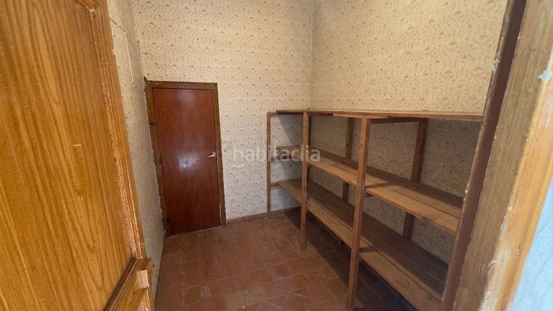 Foto a16362fb-9e05-4eb3-9a2b-c5a3b2b7a6d2. Casa aparellada a Centre Vendrell (El)