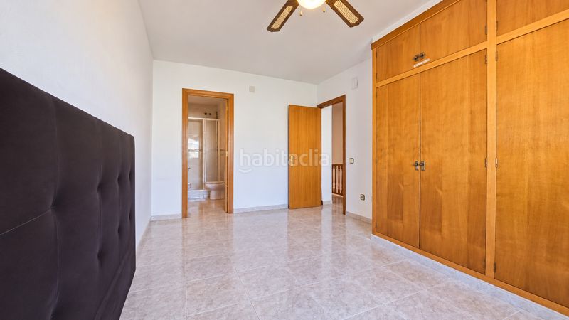 Foto 4c4b1082-e195-47e4-9822-6c4da09f037f. Casa adossada amb xemeneia calefacció aparcament a Vendrell (El)