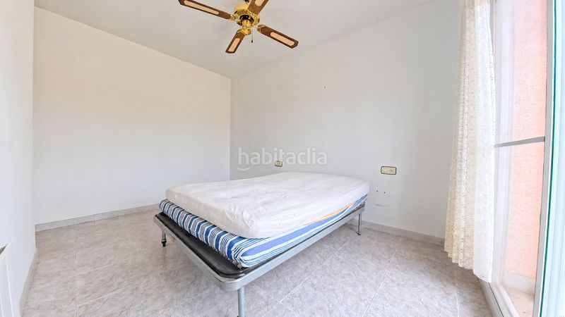Foto bc535279-b496-4c13-a54e-95e653215e20. Casa adossada amb xemeneia calefacció aparcament a Vendrell (El)