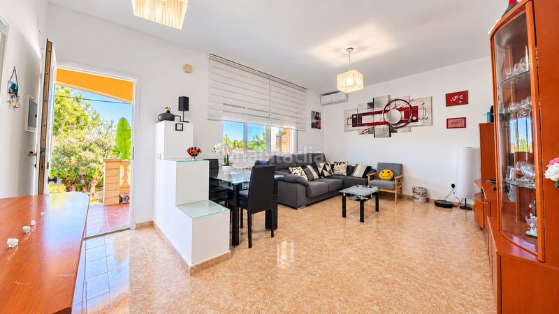 Foto 717b65d1-6f97-49d0-97d1-e943ab8bc00e. Haus mit heizung pool in Montmell (El)