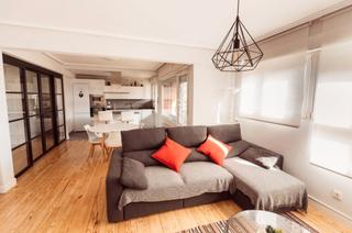 Miete Appartement in Artazagane auzoa 41. Apartamento de 3 habitaciones amplio, soleado y con terraza en l