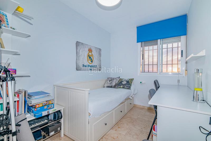 Foto 52c3ea2e-3d5a-4373-9baa-64e217f28973. Casa adosada  junto al albaicín... en Granada