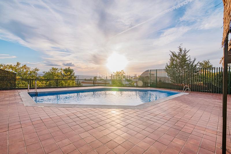 Foto 707eaf59-5c85-491b-9e57-300999bd4156. Casa adosada  junto al albaicín... en Granada