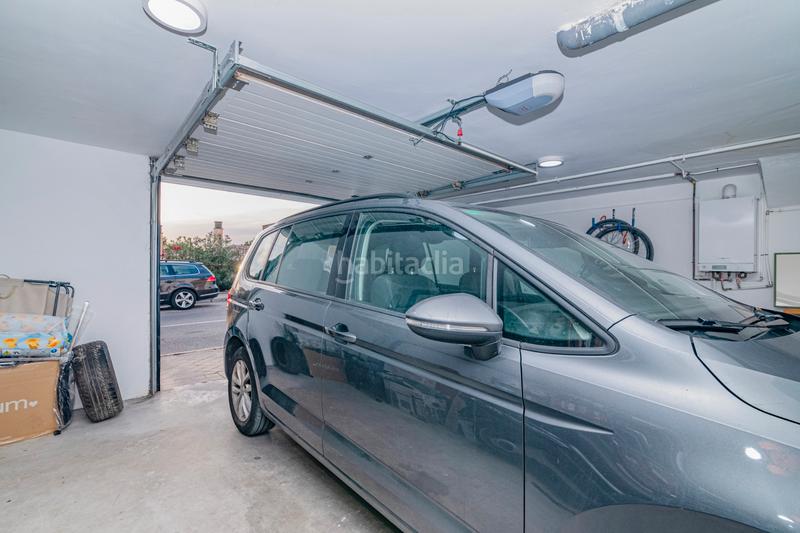 Foto e0f97e69-7330-4ca4-b9e5-6adbd378d7f4. Casa adosada  junto al albaicín... en Granada