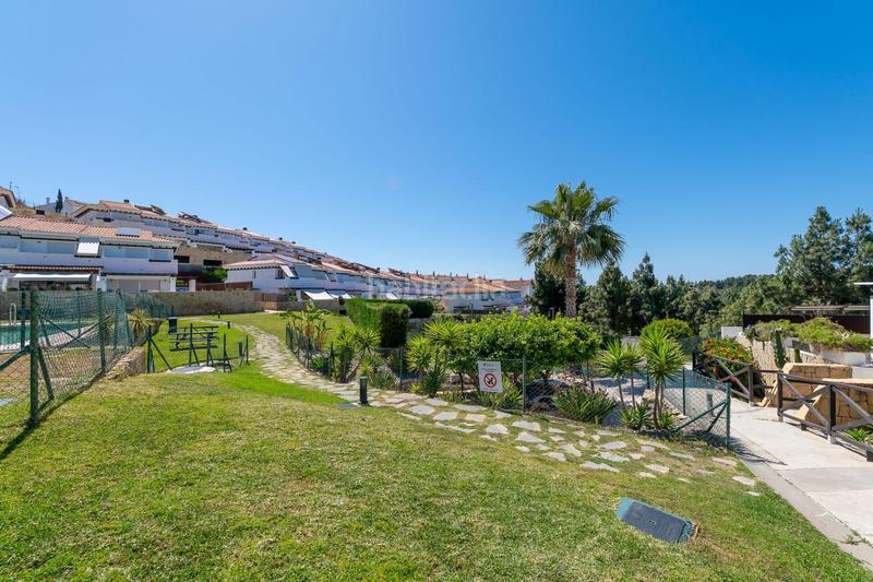 Foto 54956677-80bb-4124-8773-6d11926ffb71. Casa adossada a calle equitacion 3 a Hipódromo - Cerrado del Águila Mijas