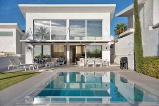 Chalet à La Capellanía - El Higuerón. Villa moderna con vistas al mar en el higuerón benalmádena