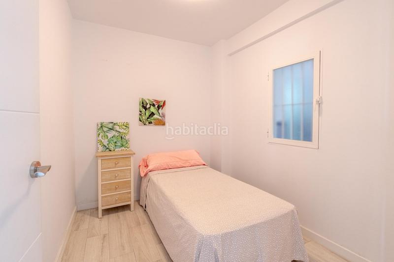 Foto 7aebab50-087f-442d-b7ba-0a4b25b332ae. Semi detached house in paseo maritimo el pedregal 21 in Málaga