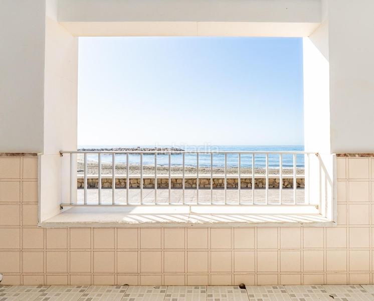 Foto bcbae51c-ffa2-4a0a-81d5-ca89581e4720. Semi detached house in paseo maritimo el pedregal 21 in Málaga