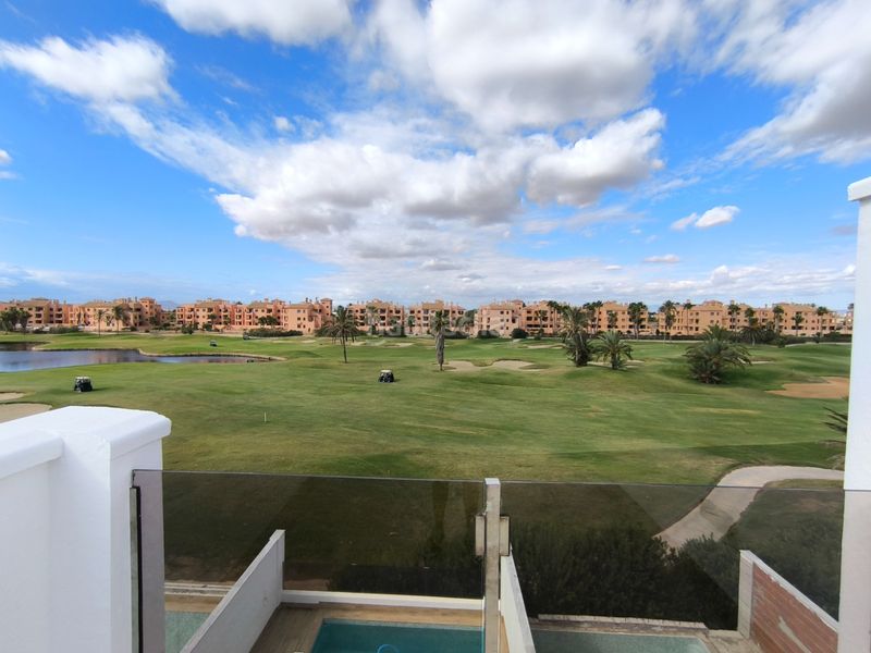 Foto eaf6fbb0-850c-4bf5-9752-2dc4edf81c07. Semi detached house 180m<sup>2</sup> in calle fotógrafo tiana 8 in Alcázares (Los)