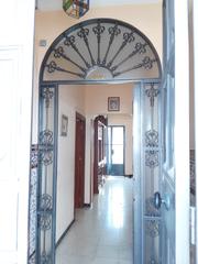 Chalet  Calle benavente. Casa/chalets en la mejor zona de alcalá de guadaira