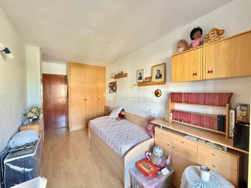 Foto f003b703-3959-4fda-a363-25698e2b965b. Pis amb calefacció aparcament a Valdebernardo-Valderribas Madrid