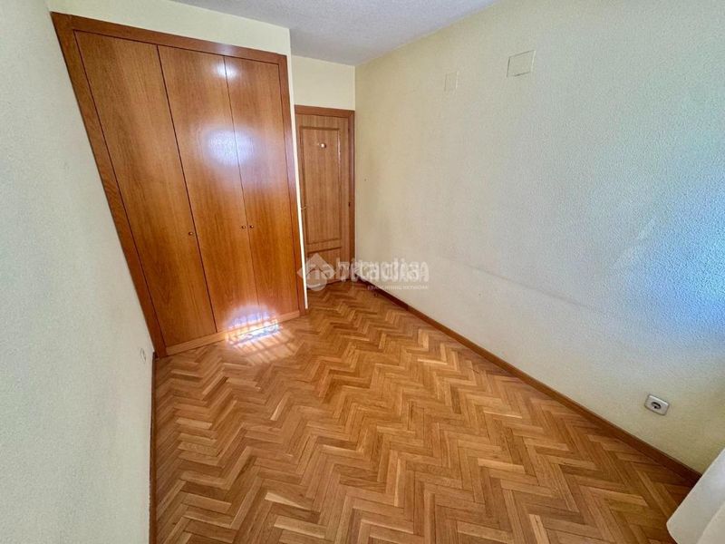 Foto 2642fd85-1ddb-46bd-b165-085b25ed065f. Piso  en venta en Valdebernardo-Valderribas Madrid