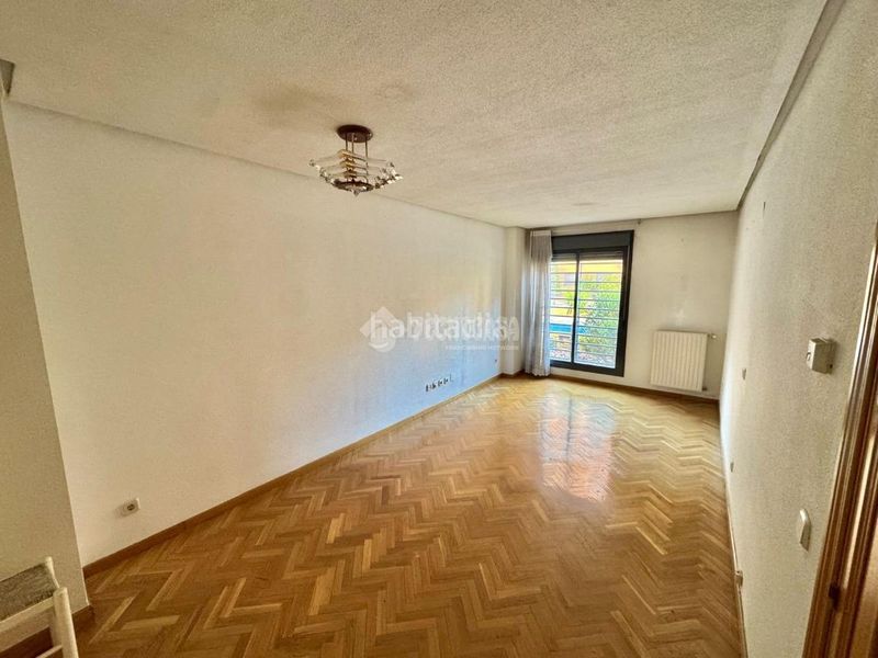 Foto 32d21051-ddc0-4ba6-ba90-f2251cbf47b5. Piso  en venta en Valdebernardo-Valderribas Madrid
