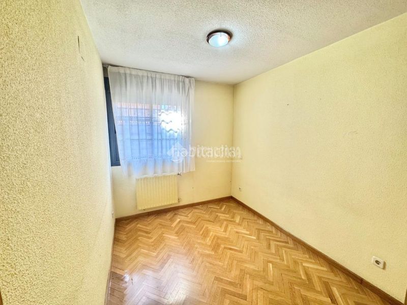 Foto 66f9f14d-7b68-40b8-b154-707f104f68d2. Piso  en venta en Valdebernardo-Valderribas Madrid
