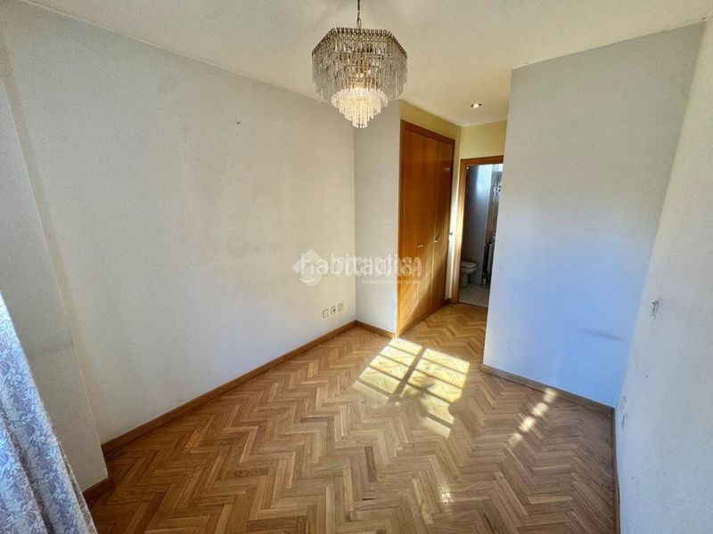 Foto a9990349-dbb6-4c78-bdf7-d1e97e0ada96. Piso  en venta en Valdebernardo-Valderribas Madrid