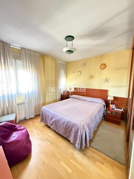 Foto 6ac52fe4-47b6-4db2-aa69-01d2c27d533a. Pis amb calefacció aparcament a Valdebernardo-Valderribas Madrid