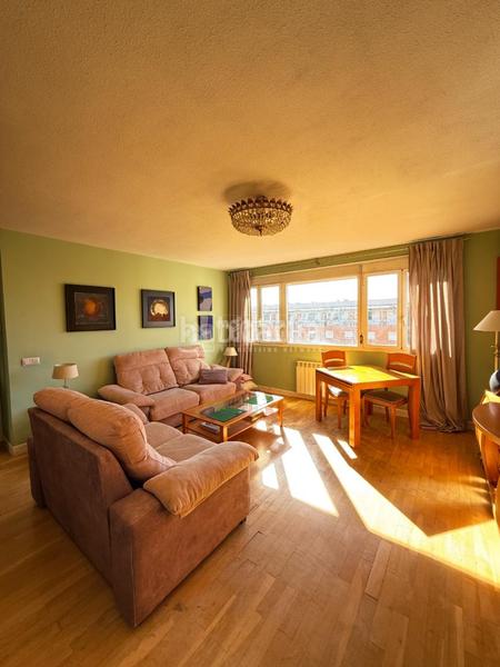 Foto b01ea4d1-acef-4077-8197-08cd46657dbb. Pis amb calefacció aparcament a Valdebernardo-Valderribas Madrid