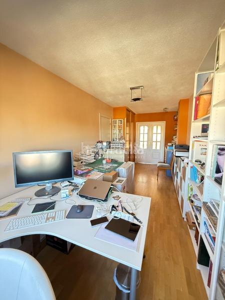 Foto d9b8b086-77b0-4f93-bf58-ed68f5eef5f3. Pis amb calefacció aparcament a Valdebernardo-Valderribas Madrid