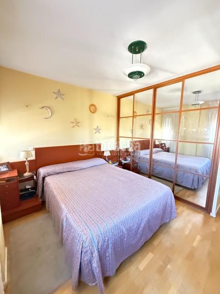 Foto db3ab5d0-4fa9-49e1-ac6d-bc729c329974. Pis amb calefacció aparcament a Valdebernardo-Valderribas Madrid