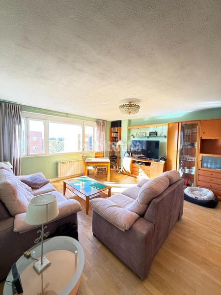 Foto f0196f82-5736-465c-ae7c-cf7c0ca450f8. Pis amb calefacció aparcament a Valdebernardo-Valderribas Madrid