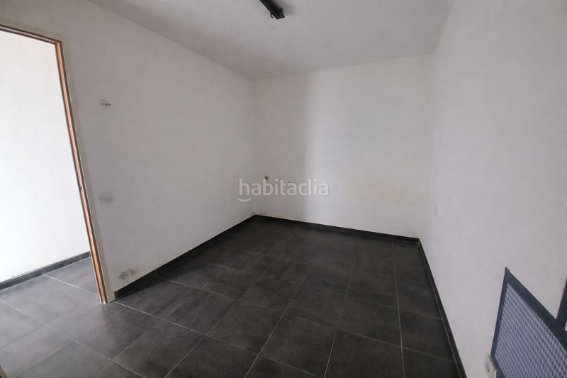 Foto 0bb6a5f7-4c6b-4be9-b62d-3edb9f73a465. Casa aparellada a Centre Masnou (El)