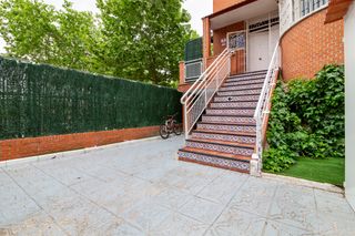 Casa pareada  Calle clavel 12. Chalet pareado en venta en calle clavel